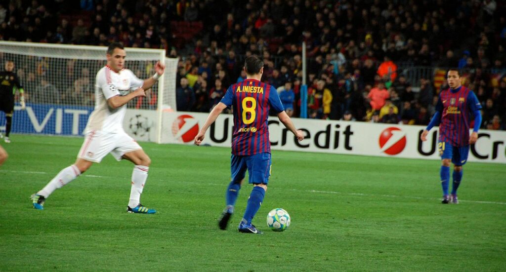 Andrés Iniesta sur le terrain, jouant pour le Barça